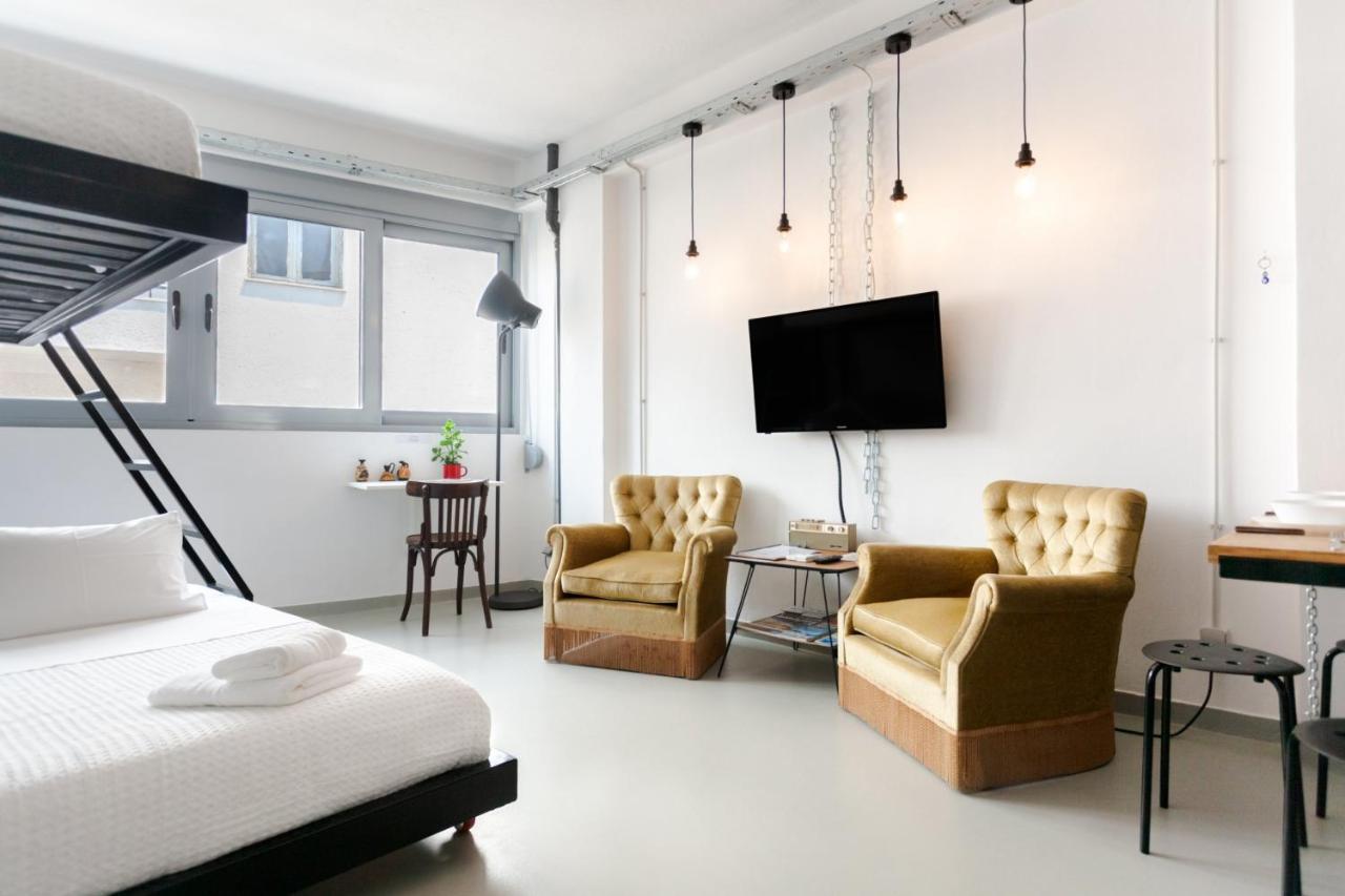 Monastiraki Factory Citycenter- Unspoiled Athens Apartments Buitenkant foto